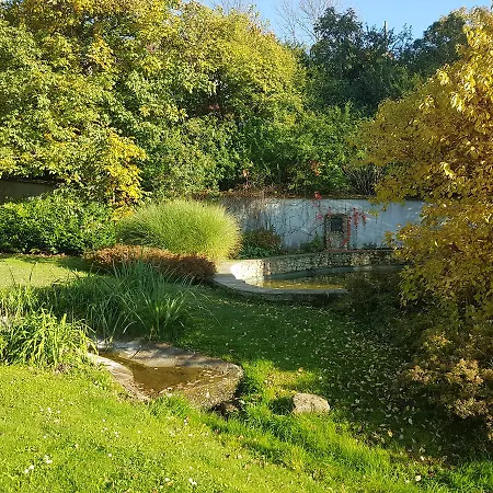 Bed & Breakfast Charming Fortress Next To Prague Trebotov